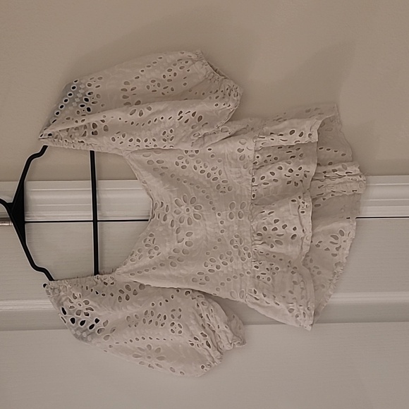 Eyelet Top - Picture 4 of 6